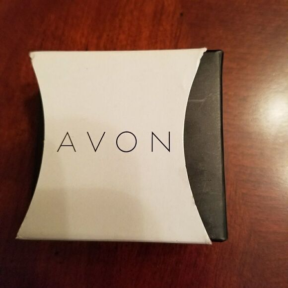 Stud earrings   - Picture 3 of 3